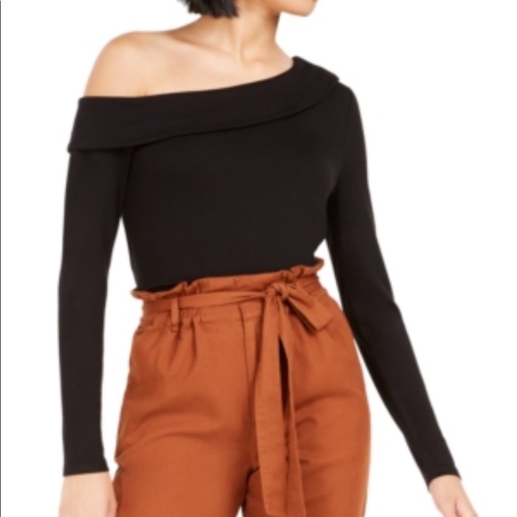 Becca Tilley X Bar Iii One-Shoulder Top